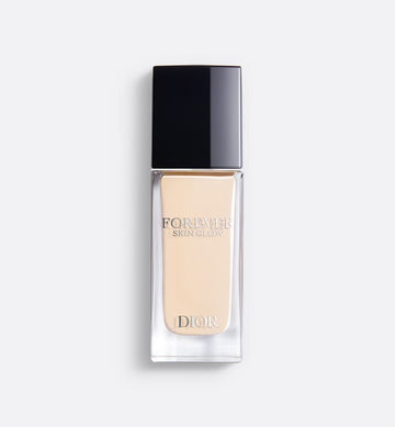 Buy Dior Forever Skin Glow 24H Wear Radiant Foundation Perfection & Hydration - 4C online in Pakistan. 100% Authentic produc at Glamivo.pk. Fast shipping with cash on delivery